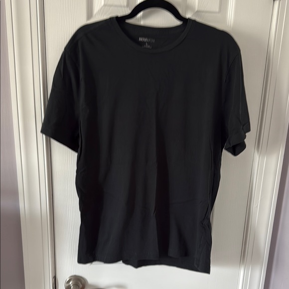 Black Short Sleeve Tee Classic Crew Neck - Picture 1 of 3